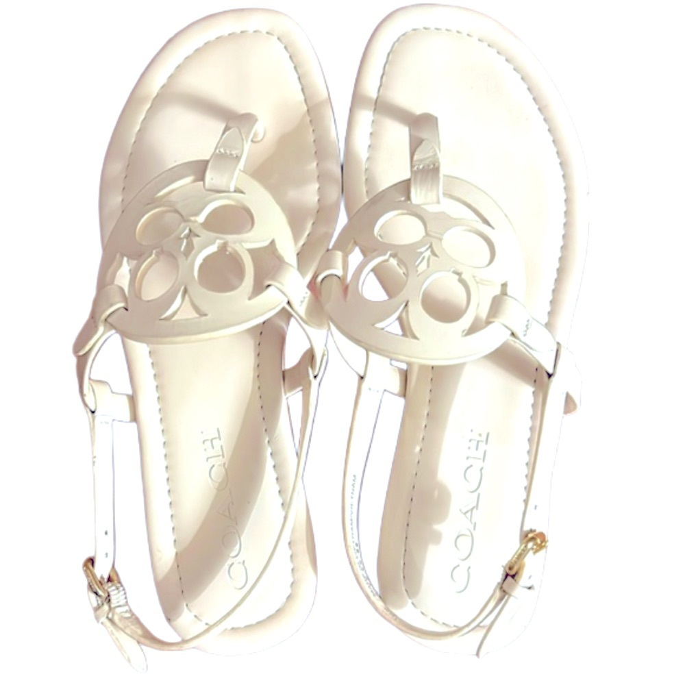 🔥NWOT Coach womens NCO like new cream/white sandals flats is size five 5.5 - Picture 2 of 11